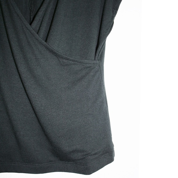 Deep V Faux Wrap Choker Tee NWOT - Picture 4 of 7